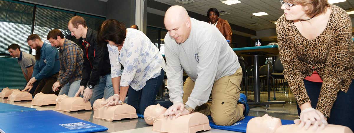 emergency first aid courses